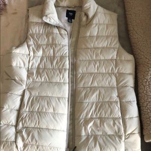 Gap vest size small